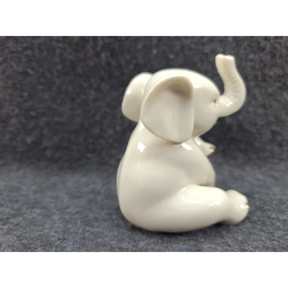 Lenox Porcelain Sitting Baby Elephant Figurine Gold Trim 3
